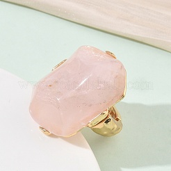 天然ローズクォーツと合金を使用した女性用指輪  ナゲット  ゴールドカラー  ナゲット：36.5~37x30mm  内径：17.5~19mm&nbsp;RJEW-G375-01G-01
