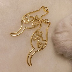 亜鉛合金子猫オープンバックベゼルペンダント  UVレジンDIY用  エポキシ樹脂  プレスジュエリー  長持ちメッキ  蝶と猫  ゴールドカラー  45x15x2.5mm&nbsp;PALLOY-F242-10G