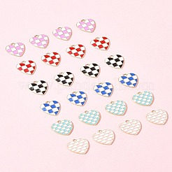 24個6スタイルアロイエナメルペンダント  カドミウムフリー＆鉛フリー  ライトゴールド  ハート  チェック模様のチャーム  ミックスカラー  17~17.5x15~17x1.5mm  穴：1.6~1.8mm  4個/スタイル&nbsp;ENAM-FS0002-37