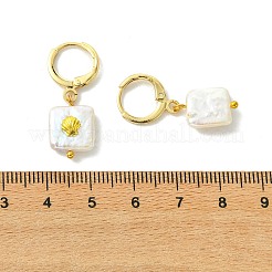 天然真珠と合金のフープピアス  貝殻模様の正方形  ゴールドカラー  28x11~12mm&nbsp;EJEW-JE07022