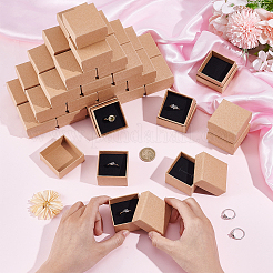 厚紙製ジュエリーボックス100個  リングのために  正方形  淡い茶色  5x5x3.2cm&nbsp;CBOX-NB0001-34