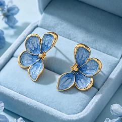 亜鉛合金エナメルスタッドピアス（女性用）  花  ゴールドカラー  コーンフラワーブルー  35x22mm