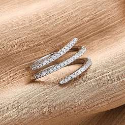 女性用真鍮マイクロパヴェクリアキュービックジルコニアオープンカフリング  スプリングの形  プラチナ  11mm  内径：usサイズ7 3/4（17.9mm）&nbsp;RJEW-S624-04P