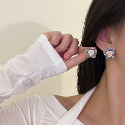 バレンタインデーの合金＆エナメルスタッドピアス  花  スターリングシルバーのイヤリング金具925個付き  コーンフラワーブルー  18mm&nbsp;WG1CFA2-01