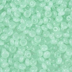 透明ガラスシードビーズ  ドーナツ  模造ゼリー  アクアマリン  4.5x2.5mm  穴：1mm  約7031個/ポンド&nbsp;SEED-Q041-01K