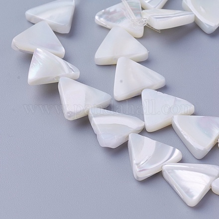シェルビーズ連売り  三角形  11.5~12x12.6~13.2x2.5~2.8mm  穴：0.8mm  約34個/連  15.82インチ（40.2cm）&nbsp;SSHEL-E571-28A-1