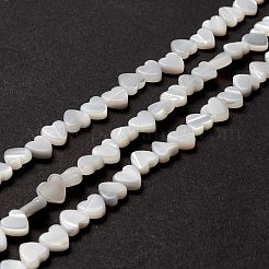 天然トロチッドシェル/トロカスシェルビーズ  ピーチハート  貝殻色  6.5x6.5x2~2.5mm  穴：0.8mm  約60~63個/連  145-15.5インチ（37~40cm）&nbsp;SSHEL-O001-27A