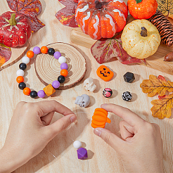 47スタイルのシリコンビーズ19個。  DIYネックレスとブレスレットの作り方  ハロウィンモチーフ  混合図形  ミックスカラー  11.5~27.5x11~30.5x7.5~14mm  穴：2~3mm&nbsp;SIL-HY0001-23