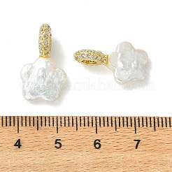 天然バロックケシパールペンダント  真鍮製のマイクロパヴェクリアキュービックジルコニアループ付き  ゴールドカラー  ホワイト  花のチャーム  19.5~20.5x12x8mm  穴：3.5mm&nbsp;PALLOY-JF05637-02