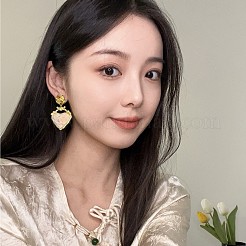 バレンタインデーの合金製ダングルスタッドピアス  バラの花とハート  ゴールドカラー  40mm&nbsp;WG75611-01
