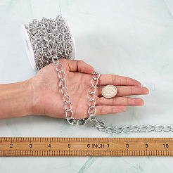 装飾チェーンアルミツイストチェーンカーブチェーン  溶接されていない  スプールで  銀  15x10x2mm  5 m /ロール&nbsp;CHA-TA0001-07S