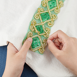 エスニック風刺繍ポリコットンリボン  ガーゼとスパンコール付き  ジャカードリボン  チロリアンリボン  服飾材料  菱形模様  ライムグリーン  2-1/2インチ（62mm）&nbsp;OCOR-WH0066-34C