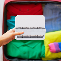 シリコン製の空の詰め替え可能なエアレスポンプボトル  旅行用真空スプレーボトル  ライトブルー  11.8x12.4x4.3cm  容量：50ml（1.69fl.oz）&nbsp;AJEW-WH0460-015A