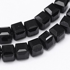 多面カットキューブガラスビーズ連売り  ブラック  5.5x5.5x5.5mm  穴：1mm  約94個/連  20.4インチ&nbsp;EGLA-E041-5mm-A04