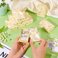 厚紙ジュエリーセット梱包箱  内部のスポンジ  リング用  小さな時計  ネックレス  イヤリング  ブレスレット  長方形  淡黄色  8x5x2.5cm&nbsp;CON-TAC0008-04F