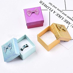 厚紙リングボックス6個  外側に蝶結びのリボン、内側に白いスポンジが付いています  正方形  ミックスカラー  5~5.3x5~5.3x3.8~4cm&nbsp;CBOX-FS0001-04A