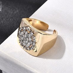 真鍮マイクロペーブクリアキュービックジルコニアカフリング  女性用ワイドバンドリング  オーバル  18KGP本金メッキ  17mm&nbsp;RJEW-H262-05G