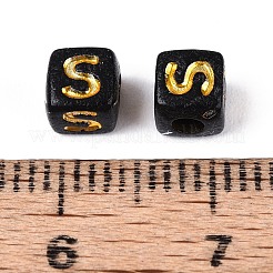 不透明なアクリルビーズ  ゴールドライン入り  文字付きのキューブ  ブラック  文字S  4.5~5x4.5~5x4.5~5mm  穴：2mm  約6250個/500g&nbsp;SACR-T035-20S