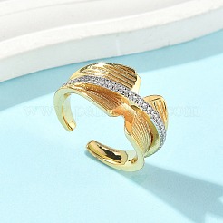 真鍮マイクロパヴェキュービックジルコニアカフスリング  ツートンハートリング  18KGP本金メッキ  13mm&nbsp;RJEW-D307-05G-C