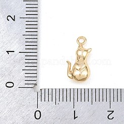 真鍮チャーム  猫の形のチャーム  14KGP本金メッキ  14x7x5.5mm  穴：1.2mm&nbsp;KK-A283-02D-G