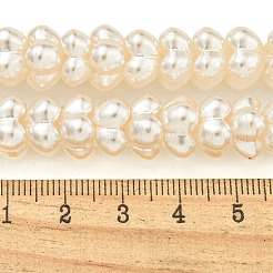 透明スプレー塗装ガラスビーズ連売り  花  フローラルホワイト  10x10x6.5mm  穴：1.2mm  約70個/連  16.14''（41センチメートル）&nbsp;GLAA-P066-01C