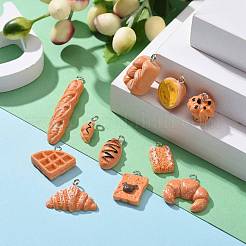 樹脂チャーム  模造食品  プラチナメッキされた鉄のネジアイピンペグベイル付き  バゲット＆ケーキ＆ワッフル＆パン＆エッグタルト＆トースト＆トライアングルパン＆チョコレート入りパン＆クリーム入りパン  ミックスカラー  14x25x10mm  穴：2mm  2個/スタイル  22個/箱&nbsp;RESI-LS0001-01P