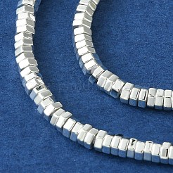 電気めっき合成非磁性ヘマタイト ビーズ 連売り  六角  銀メッキ  3x2.8x1mm  穴：1.2mm  約408個/連  16.06''（40.8センチメートル）&nbsp;G-I360-S01-04