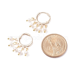 ナチュラルパールダングルフープピアス  女性のための真鍮のアクセサリー  ゴールドカラー  ホワイト  26x18.5x5mm  ピン：0.8mm&nbsp;EJEW-JE04791
