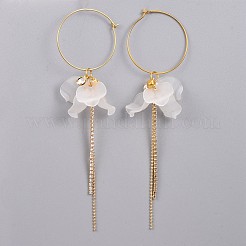 真鍮製ワイングラスチャームリングフープピアス  透明なアクリルパーツと真鍮のラインストーンカップチェーン付き  ホワイト  110x30x10mm  ピン：0.6mm&nbsp;X-EJEW-JE03201