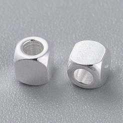 201ステンレスビーズ  正方形  銀  3x3x3mm  穴：1.6mm&nbsp;STAS-K210-36B-S