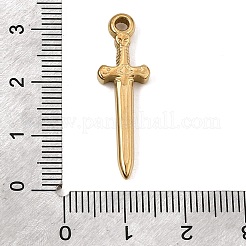 304ステンレスペンダント  剣のチャーム  イオンプレーティング（ip）  18KGP本金メッキ  31x9.5x3mm  穴：2.5mm&nbsp;SA-CBA0563-23G
