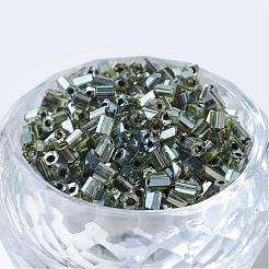 透明な2~6x2カットガラスシードビーズ  色内部lustered  丸い穴  六角  オリーブドラブ  0.5mm  穴：21000mm  約450個/450g  [1] G /袋&nbsp;SEED-Q022-2224
