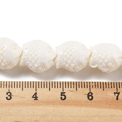 合成サンゴ彫刻ビーズ連売り  染め  魚  ホワイト  14x13x9mm  穴：1.4mm  約30個/連  14.5~15インチ&nbsp;CORA-C003-13B-03