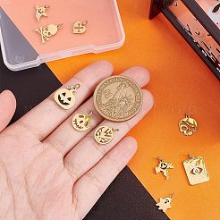 10個 10スタイル 304 & 316 サージカルステンレスペンダント  丸カンとラインストーン付き  ハロウィンモチーフ  混合形状  14KGP本金メッキ  8~11x2~12x1mm  丸カン：2.7~3.8x0.4~0.6ミリ  内径：1.9~2.6mm  1個/スタイル&nbsp;STAS-UN0033-44