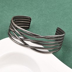 316サージカルステンレススチール製中空カフバングル  アンティークシルバー  1インチ（2.5cm）  内径：1-7/8x2-5/8インチ（4.7x6.8cm）&nbsp;BJEW-C125-04AS