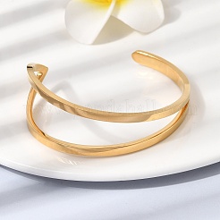 女性用304ステンレススチールカフバングル  イオンプレーティング（ip）  18KGP本金メッキ  内径：1.89インチ（4.8cm）x2.05インチ（5.2cm）&nbsp;BJEW-D408-29G