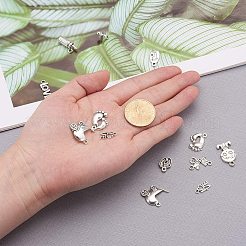混合チベットスタイルの合金のペンダント  ベビーシャワーの装飾品に  アンティークシルバー  15~24x7.5~14x2~10mm  穴：2mm  200 G /ボックス&nbsp;TIBEP-NB0001-21AS
