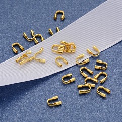 真鍮製U字カンU字金具  ゴールドカラー  約4 mm幅  長さ5mm  厚さ1mm  穴：0.5