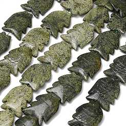 天然の蛇紋岩のような緑色のレースストーンビーズの連  魚  46.5~50x33.5~35x8.5~10.5mm  穴：1.5mm  約9個/連  15.16~15.75''（38.5~40センチメートル）&nbsp;GG-CBACC04-01