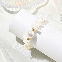 オーシャンオーバルシェルパールと天然シェルチップビーズを使用した女性用ブレスレット  ゴールドカラー  ホワイト  7.48インチ（19cm）&nbsp;BJEW-JB14396