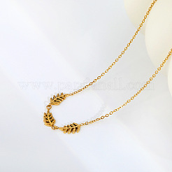 女性用304ステンレススチール製トリプルリーフペンダントネックレス  18KGP本金メッキ  15.75インチ（40cm）&nbsp;WG74C14-01