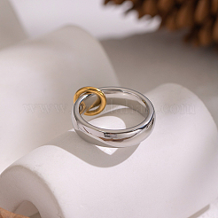 女性用ツートンカラーの304ステンレススチール製指輪  本金メッキ&ステンレススチールカラー  5.4mm  内径：17.4mm&nbsp;FF4336