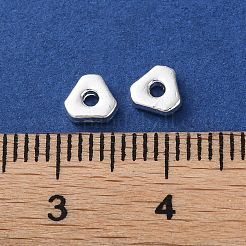 合金のスペーサービーズ  長持ちメッキ  三角形  銀  4.5x5x1.5mm  穴：1.2mm&nbsp;PALLOY-F309-34S