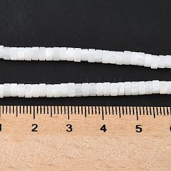 天然淡水シェルビーズ連売り  ディスク  ヒシビーズ  ホワイト  4x2mm  穴：0.9mm  約146~148個/連  15.55~15.75インチ（39.5~40cm）&nbsp;X-SSHEL-C013-04B