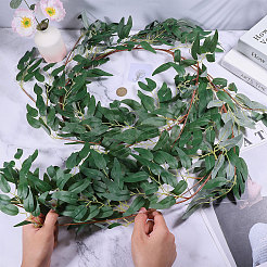 プラスチック製の人工ユーカリ籐  フック付き  結婚式の装飾のため  濃い緑  1810x200x6mm&nbsp;DIY-WH0671-123