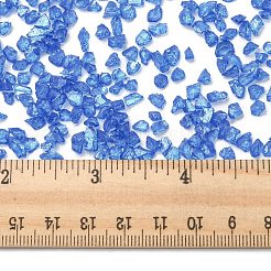 光る砕いたガラス工芸品  不規則なガラスチップ  diyの花瓶フィラー庭の装飾用  ミディアムブルー  4.5~11.5x1.5~3x2.5mm&nbsp;GLAA-F124-C05