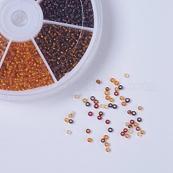 秋のテーマ  丸いガラスシードビーズを等級分けする  銀並ぶ  ミックスカラー  2x1.5mm  穴：0.3mm  約360~400PCS /カラー  6色  約2160~2400個/箱&nbsp;SEED-JP0007-05B