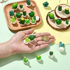 24個 12スタイルのサボテンミニチュアオーナメント  マイクロランドスケープホームドールハウスアクセサリー  小道具の装飾のふりをする  グリーン  17~28x17.5~22.5x23~39mm  2個/スタイル&nbsp;DJEW-CJ0001-25
