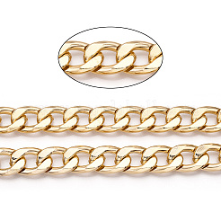 アルミカーブチェーン  ダイヤモンドカットキューバチェーン  溶接されていない  ライトゴールド  19.5x13x3.5mm&nbsp;CHA-N003-33KCG