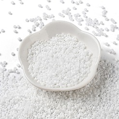 不透明色のガラスシードビーズ  シリンダー  ホワイトスモーク  2.5x2mm  穴：1.4mm&nbsp;SEED-S042-09A-02